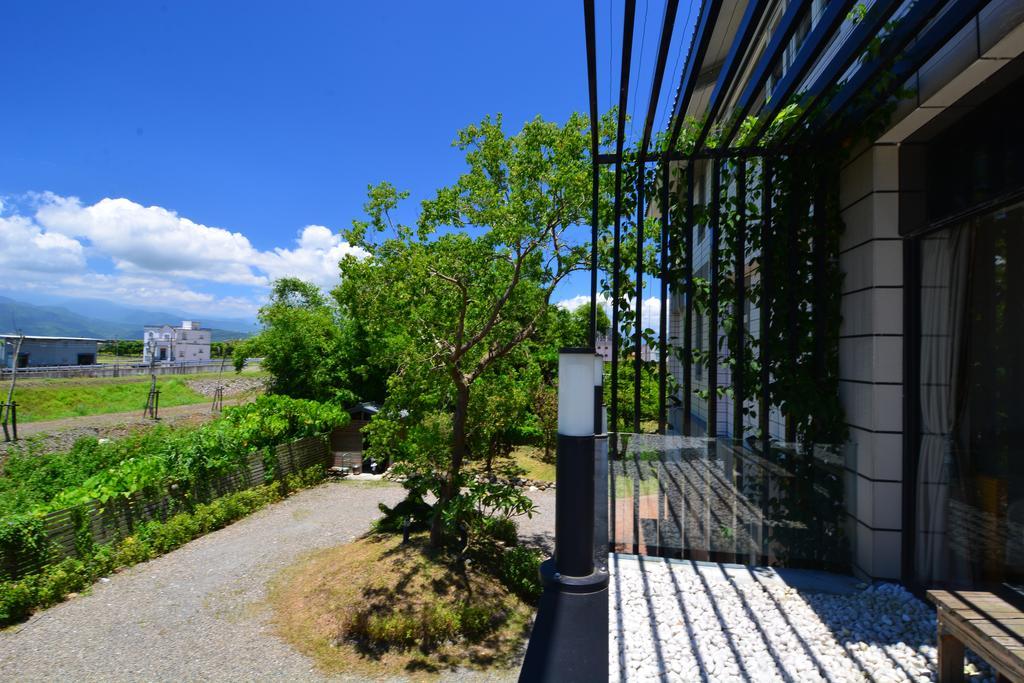 Simple Happiness B&B Уцзе Экстерьер фото